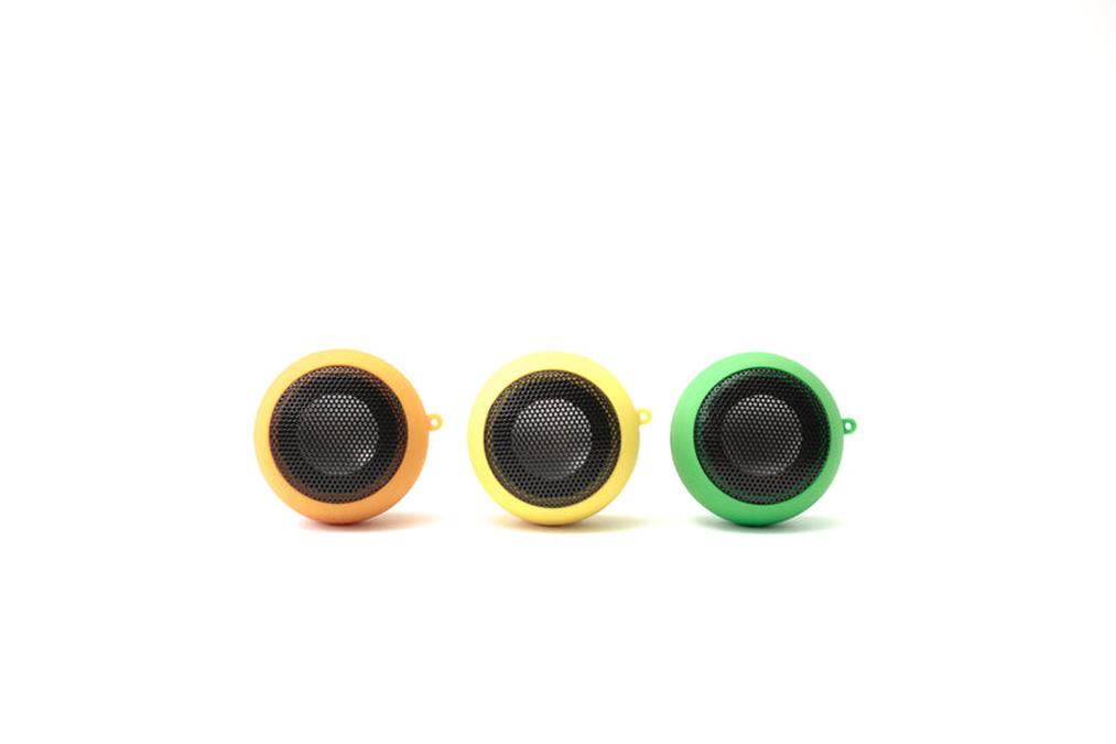 three plug in speakers - Image of Digital Marketing, local SEO in Zrich three plug in speakers - Image of Digital Marketing, "local SEO in Zürich"